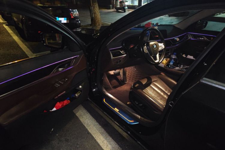 Used BMW 7 Series 2017 730Li Leading Model
