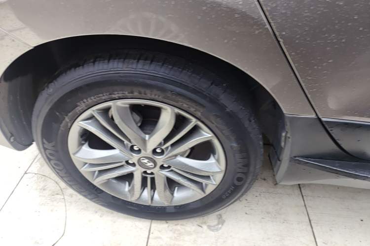 Used Hyundai ix35 2015 2.0L Automatic 2WD Smart Type China IV
