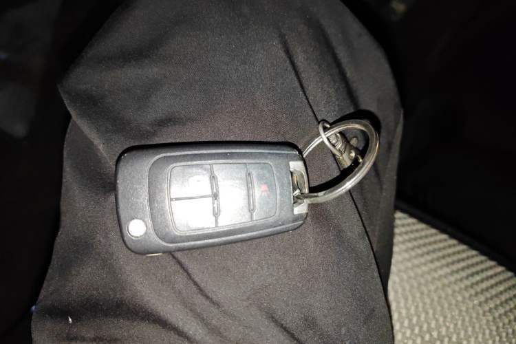 Used Buick GL8 2015 2.4L Luxury Business Premium Edition
