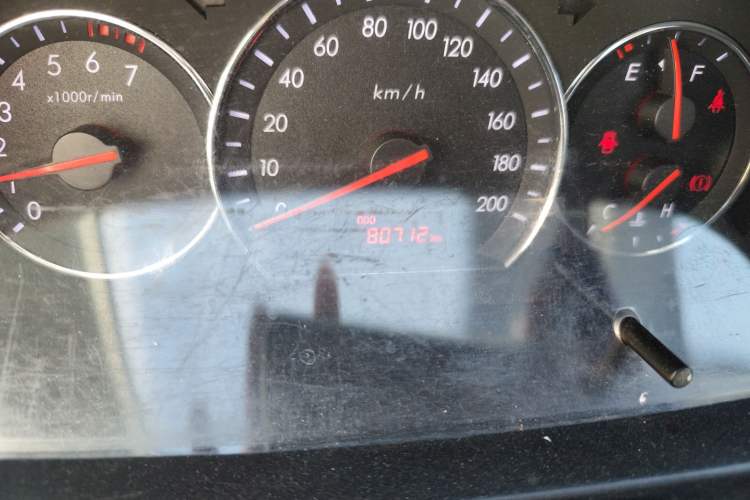 Used CHANGAN Alsvin V3 2012 1.3L Manual Comfort Version China IV Standard
