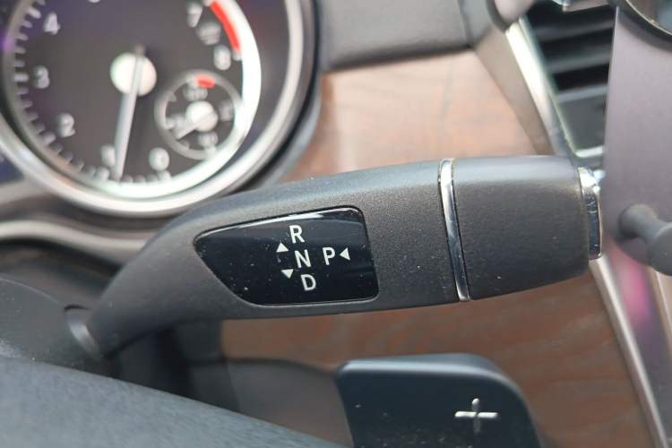 Used Mercedes-Benz GL-Class 2013 GL 500 4MATIC Gear Lever