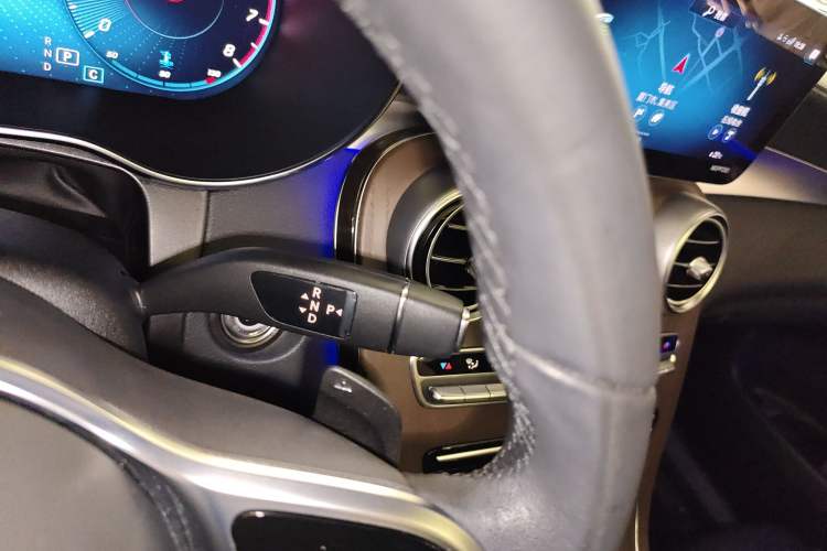 Used Mercedes-Benz GLC 2022 Refreshed GLC 300 L 4MATIC Dynamic Edition Prestige Version Gear Lever
