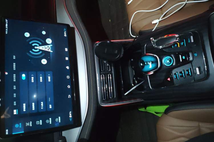 Used BYD Tang New Energy 2023 DM-i Champion Edition 112KM Prestige Model Audio And AC Panel