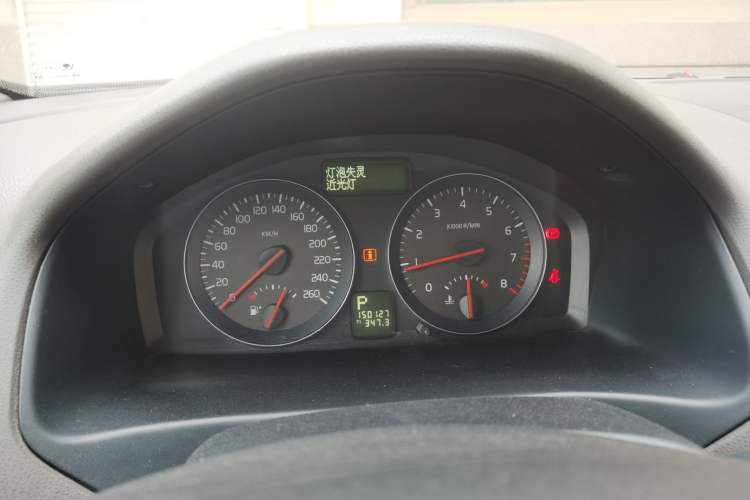 Used Volvo S40 2011 2.0L Automatic ZhiShang Edition
