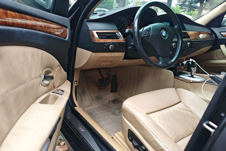 Used BMW 5 Series 2010 530Li Luxury Model Driver Seat