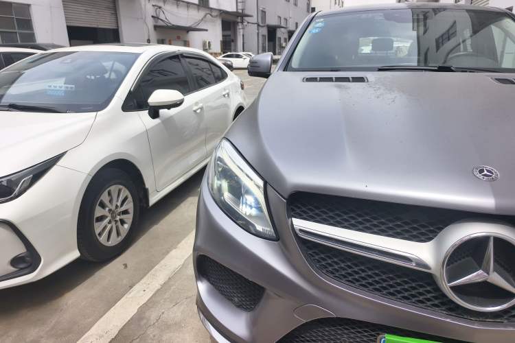 Used Mercedes-Benz GLE Coupe 2017 GLE 320 4MATIC Coupe SUV Right Front Headlight