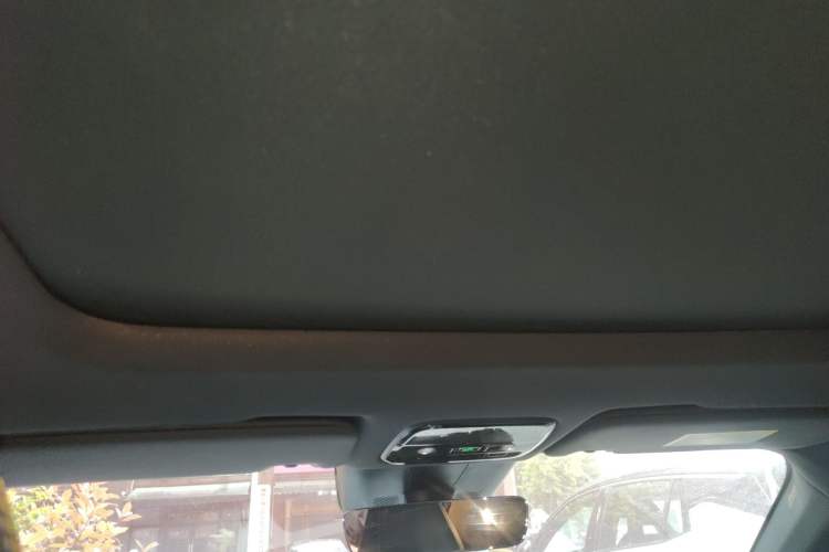 Used Lynk & Co 03 2025 1.5TD DCT Champion Edition Pro Headliner