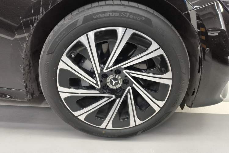 Used Mercedes-Benz E-Class 2024 E 300 L Luxury Model
