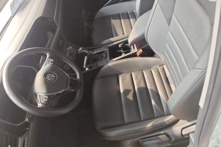 Used Volkswagen Sagitar 2021 280TSI DSG Excellence Edition Left Front Seat