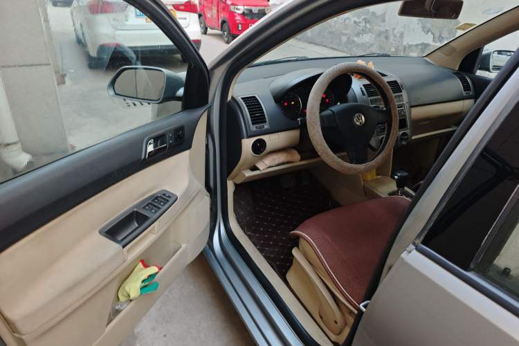 Used Volkswagen Polo 2009 Jingqu 1.6L Automatic Elegant Edition