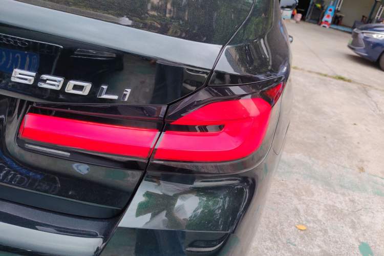 Used BMW 5 Series 2021 530Li Leading Model M Sport Package