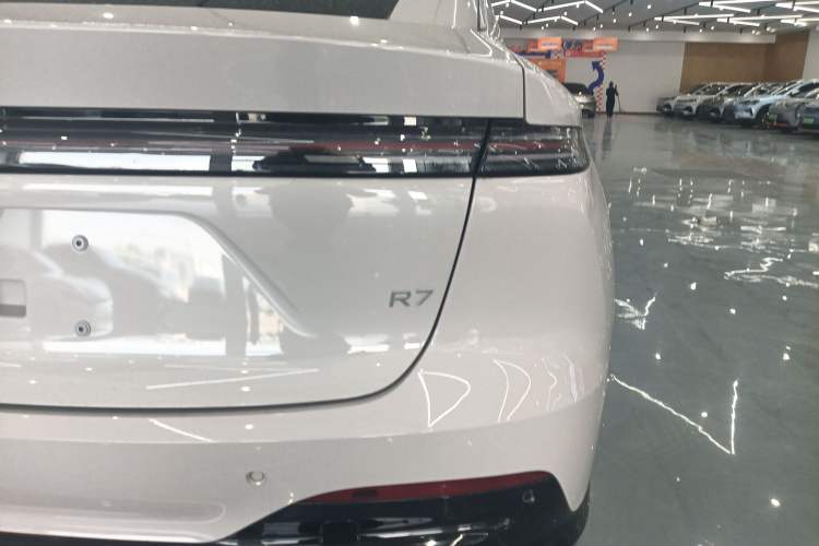 Used Rising R7 2025 Model Advanced Edition