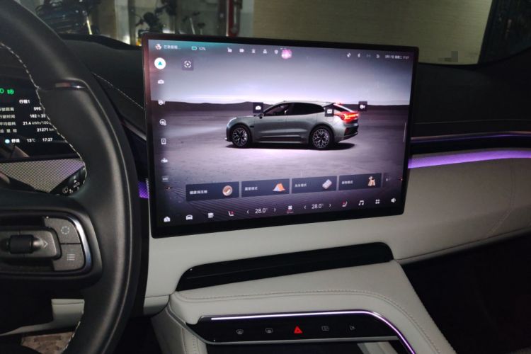 Used Zeekr 001 2025 WE Edition 95 kWh All-Wheel Drive Audio And AC Panel