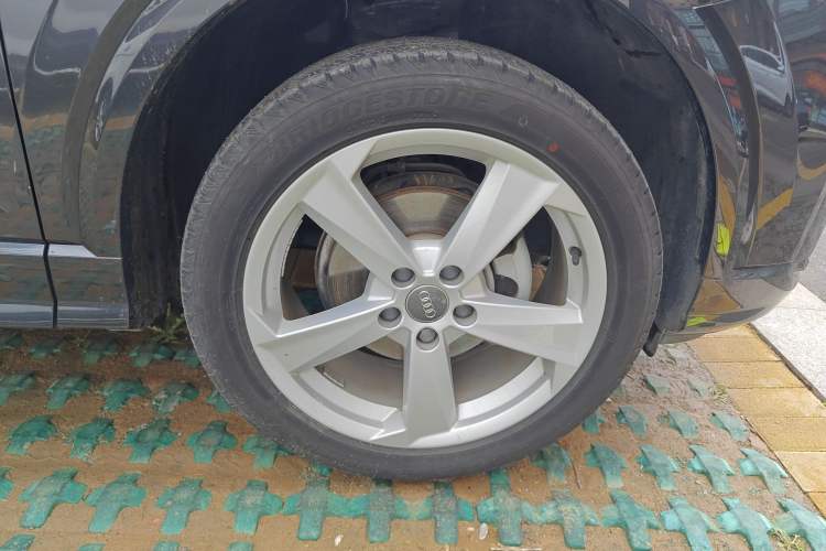 Used Audi Q2L 2018 35 TFSI Fashionable & Elegant Version China VI Emission Standard Right Front Wheel Hub