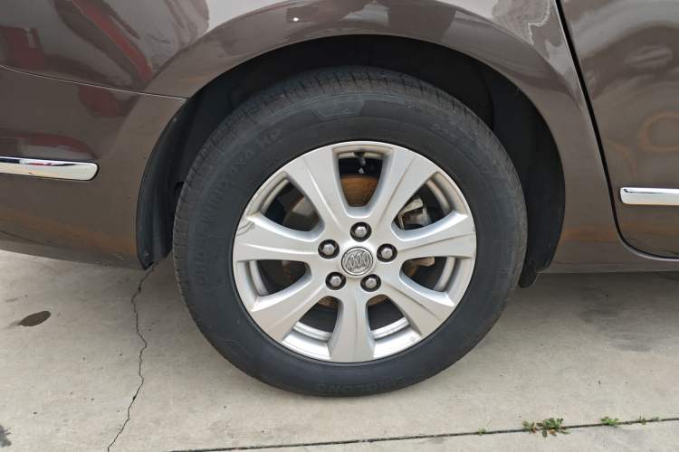 Used Buick GL8 2014 3.0L GT Luxury Business Haoya Edition
