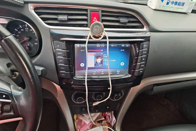 Used Great Wall Wingle 6 2014 2.4L Two-Wheel Drive Elite Version 4G69
