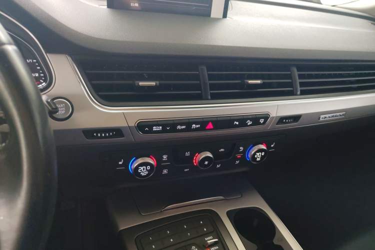 Used Audi Q7 2015 35 TFSI Ambition Edition
