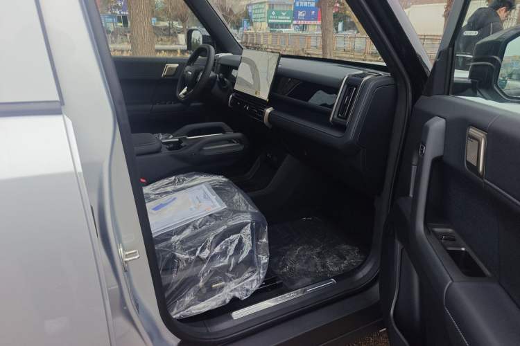 Used Chery Fulwin X3 Plus 2025 Model 401 Two-Wheel Drive Smart Leading Edition
