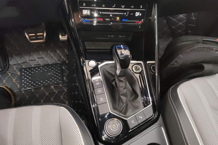 Used Volkswagen Tayron 2023 380TSI Four-Wheel Drive R-Line Pro Smart Edition