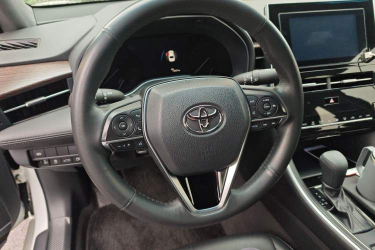 Used Toyota Avalon 2022 2.0L Ambition Edition
