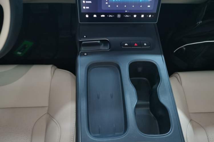 Used Nio ET5 2024 75 kWh
