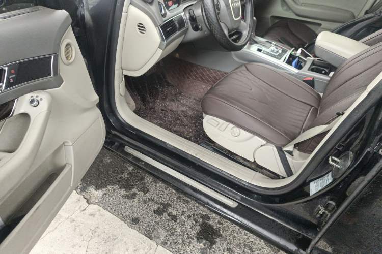 Used Audi A6L 2011 2.0 TFSI Automatic Standard Edition Driver Seat