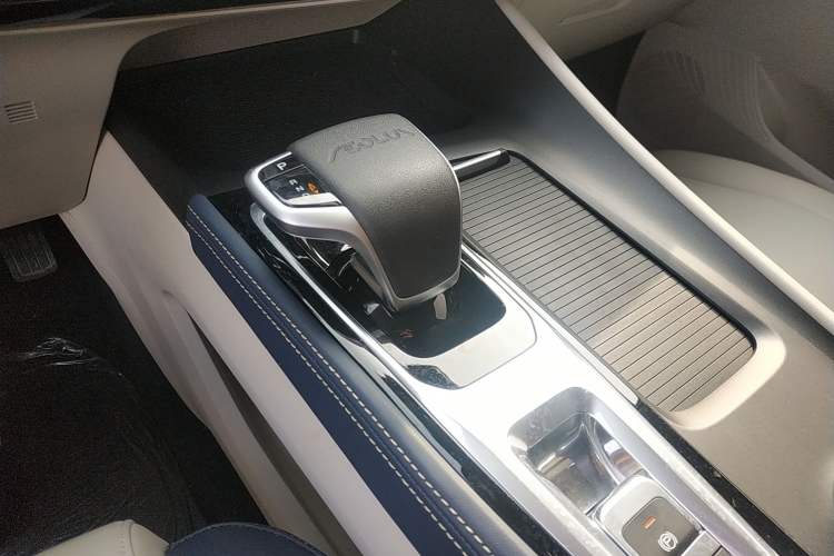 Used Dongfeng Aeolus Huge 2022 Mach Power 1.5T Dare-to-Love Edition