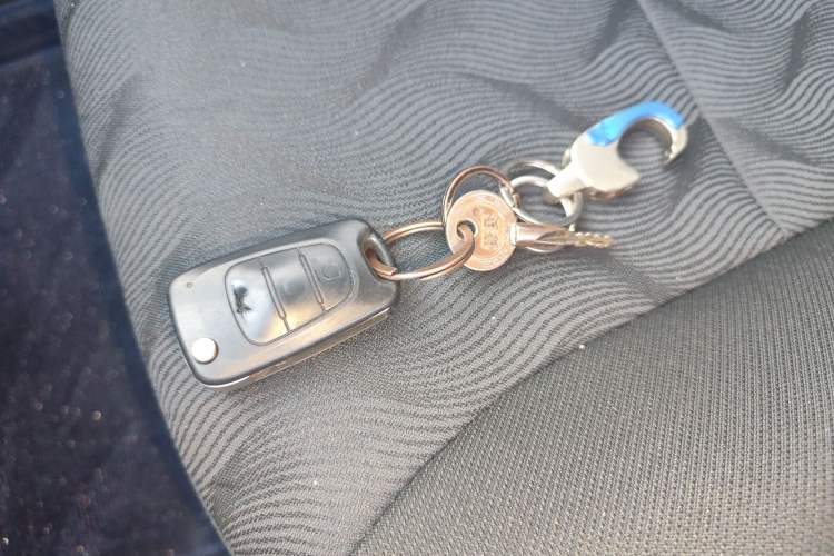 Used Kia K2 2015 Sedan 1.4L MT GLS