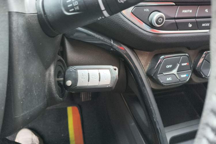 Used GAC Trumpchi GS4 2017 235T Manual Two-Wheel Drive Luxury Edition
