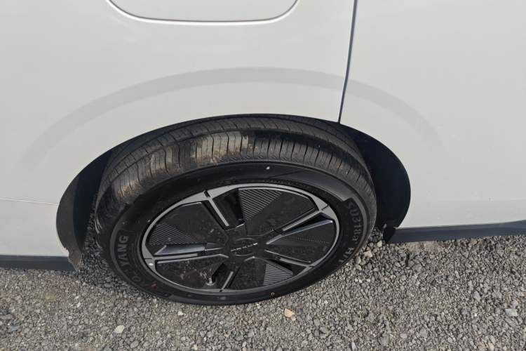 Used SAIC MAXUS Dajia 7 2024 Revised Version Super Hybrid Long-Range Edition Enjoyment Version Exterior 5