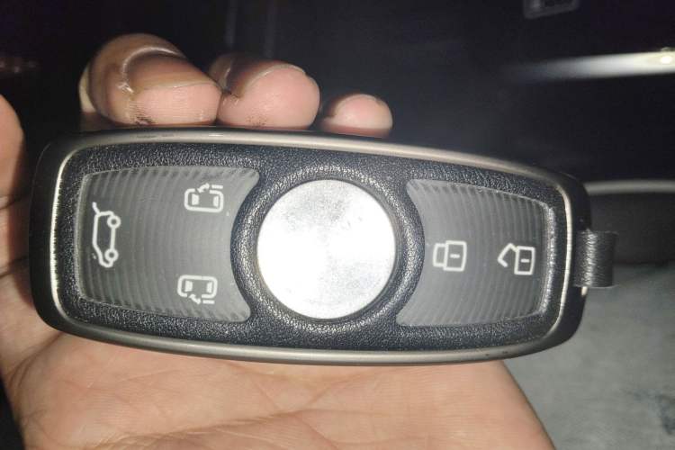 Used Roewe iMAX8 2022 400TGI Prestige Edition