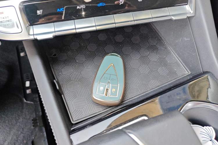 Used Changan Eado 2022 PLUS Blue Whale NE 1.4T GDI DCT Prestige Edition
