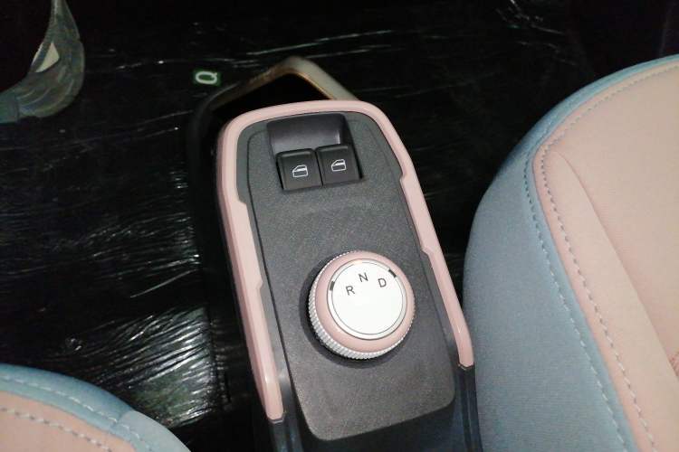 Used Chery QQ Ice Cream 2025 205km Qi Energy Version
