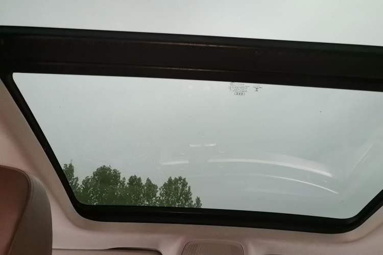 Used Audi A4L 2018 30th Anniversary Edition 40 TFSI Fashion Model Headliner