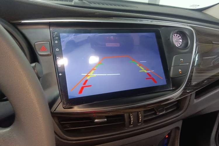 Used Buick Envision 2018 20T Two-Wheel-Drive Leading Model