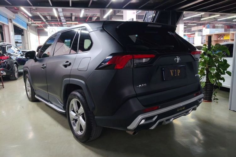 Used Toyota RAV4 2020 2.0L CVT Two-Wheel Drive Fashion Edition