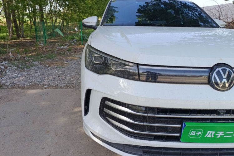 Used Volkswagen Tiguan L 2024 PRO 330TSI Two-Wheel Drive Smart Edition
