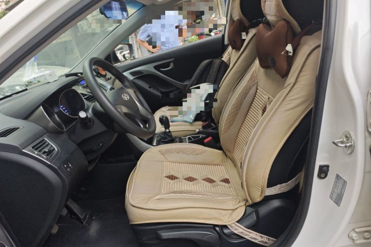 Used Hyundai Elantra (5th Generation / Langdong) 2015 1.6L Manual Leading Model