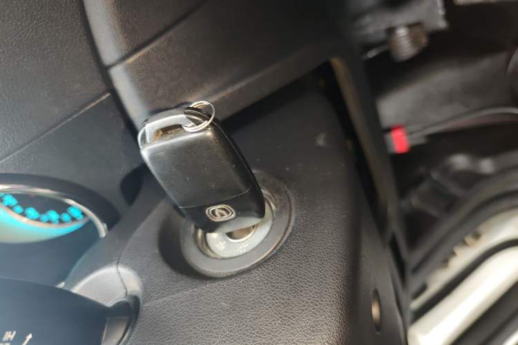 Used CHANGAN CS35 2015 1.6L Manual Luxury Model China IV Standard Vehicle Key