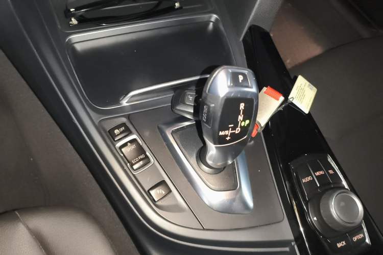 Used BMW 3 Series 2016 320Li Ambition Model Gear Lever