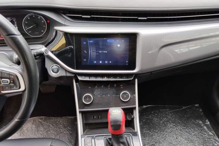 Used Chery Arrizo 5 2019 1.5L CVT Zizai Edition China V Standard Audio And AC Panel