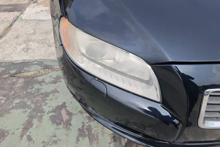 Used Volvo S80 2006 3.2 Right Front Headlight