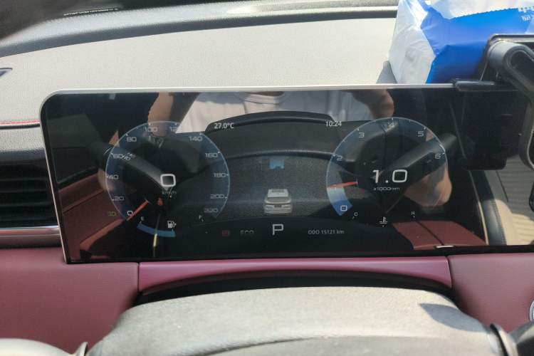 Used JETOUR X70 PLUS 2023 1.5T DCT Ziqiang PRO+ 7-Seater
