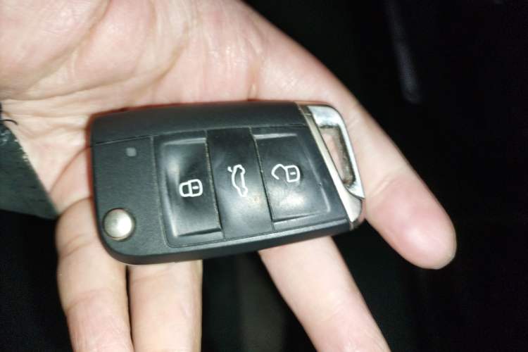 Used Volkswagen Lavida 2022 1.5L Automatic Comfort Edition Vehicle Key