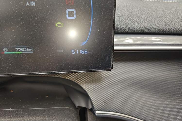 Used BYD Destroyer 05 2024 HONOR Edition DM-i 55KM Luxury Model Odometer Close Up