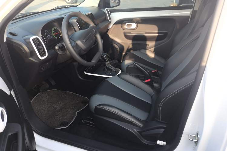 Used Roewe Clever 2022 311km QiQi BoBo Edition