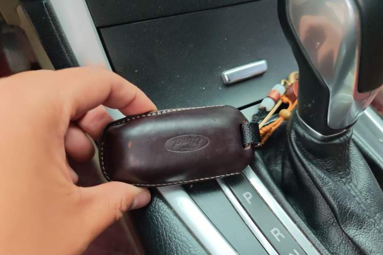 Used Ford Edge 2016 EcoBoost 245 Two-Wheel-Drive Titanium 5-Seater
