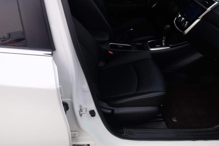 Used Nissan Tiida 2024 1.6L CVT Smart Drive Edition Right Front Seat