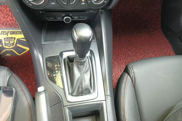 Used Mazda 3 Axela 2014 Sedan 1.5L Automatic Comfort Model Gear Lever