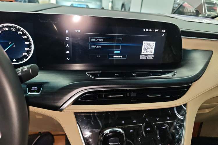 Used Buick GL8 2022 ES Land Cruiser 653T Luxury Model
